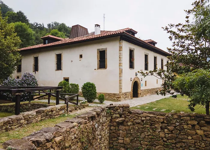 Hotel Palacio de Arriba